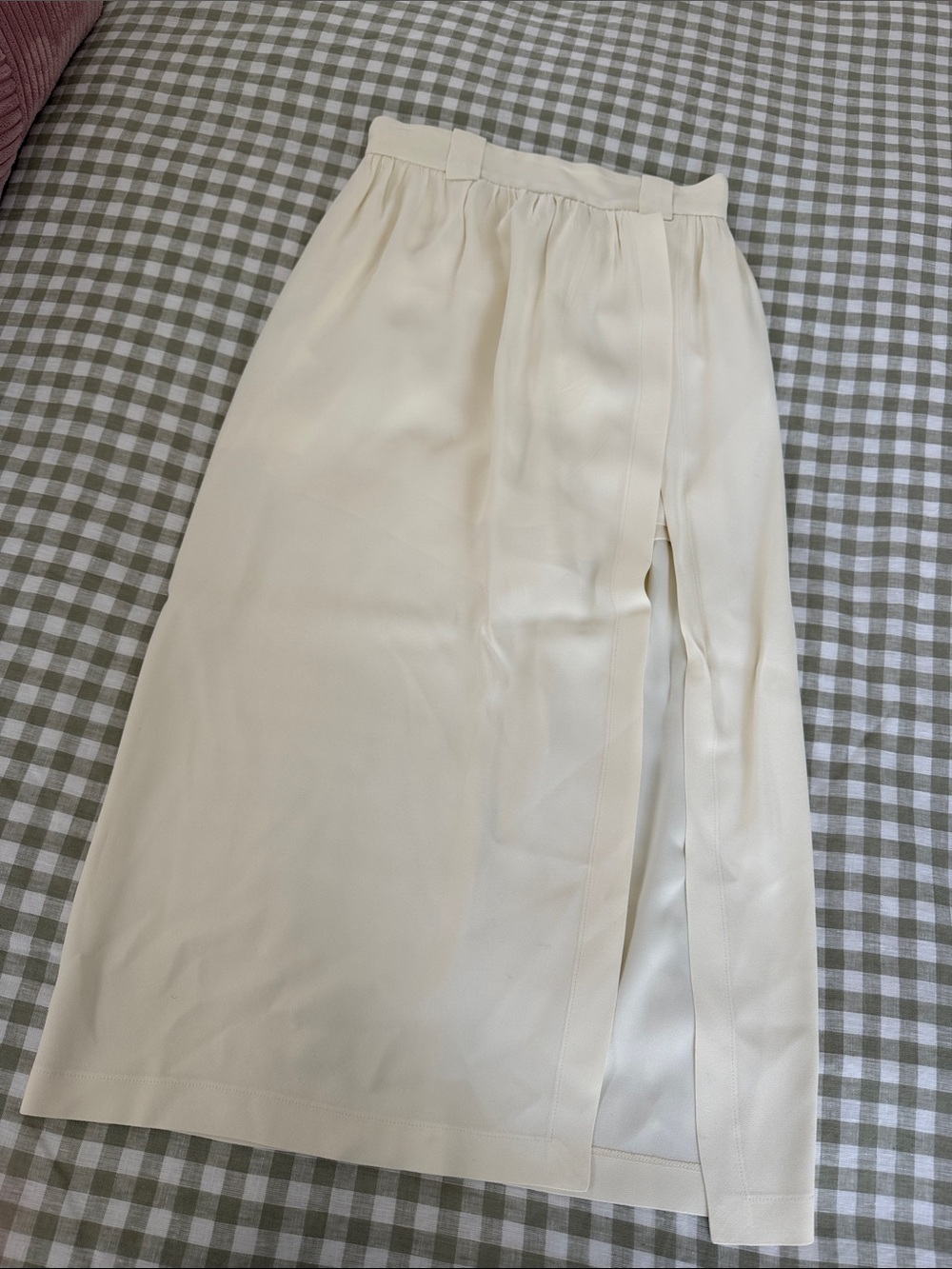 Cream Midi Skirt with Side Slit and Elastic Waistband